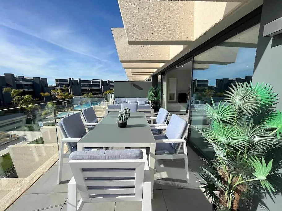 3 Bed Apartment With Sea Views Estepona